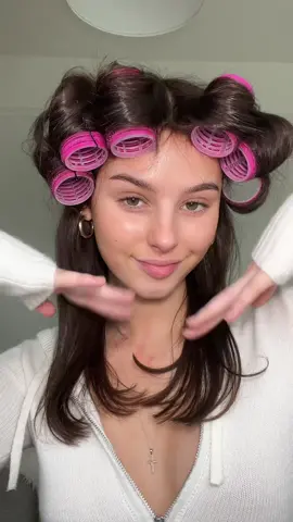 Attempt rollers with me 💕 #hair #blowout #hairrollers 
