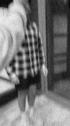 #CapCut on that GRINCH RUNWAY WALK BABY #thegrinch #fashion 