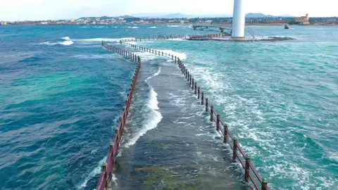 제주도 바다 #jeju#jejudo#tlog #티로그#티로거 #tloger#beach #제주바다#korean#koreatrip#제주여행#제주일상#제주도여행#제주도민#제주살이#dive #diving#dron#바다