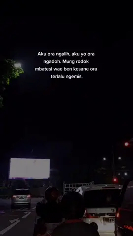 Ndelok sampean tekan adohan.