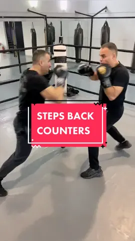 Steps back counter👊 #boxing #back #tips #viral #fyp #foryou 