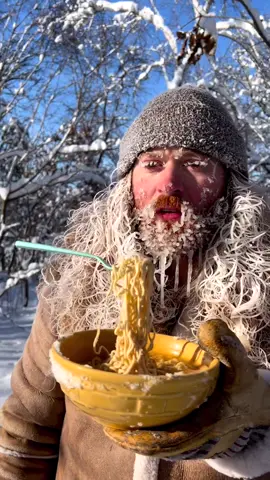 His hair became Frozen Ramen 🍜 (🎥 @voicesofjake ) #EXTREME #UNREEL #Funny #Meme #Snowfun #Fyp #Foryou 