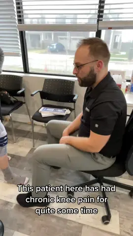 GenuTrain P3 Knee Brace Overview GenuTrain® P3 relieves pain caused by misalignment of the kneecap (patellar lateralization), femoropatellar pain syndrome (anterior knee pain) or pain associated with patellar tip syndrome. The orthopedic brace, with its two integral pressure cushions (pads) and a corrective strap, stabilizes the position of the kneecap and activates the musculature, thereby accelerating the healing process.  Thanks to its anatomical shape and galvanized steel stays, the GenuTrain P3 sits comfortably and holds its position securely. * Secure kneecap guidance * Relieves knee pain * Breathable Train Knit for high wearing comfort Indications * Patellofemoral pain syndrome (chondropathy, chondromalacia) * Patellar tip syndrome (patellar tendonitis) * Lateralization of the patella (dislocation tendency) * High-riding patella (patella alta) * Feeling of instability * Anterior knee pain * After lateral release surgery Visit us today for a free custom fitting and consultation. For more information please CALL or TEXT (905) 257-4333 BOOK NOW! www.physiopros.ca ✅ Flexible hours ✅ Direct billing available ✅ Book online or by phone #bauerfeind #bauerfeindcanada #customkneebrace #custombrace #customfitting #oakville #oakvillemoms #oakvilledads #eastpreserve  #physiotherapy #physio #physiotherapist 