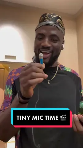 Who had the best answer? 😅🎬 #tinymic #sports #boxingtok 