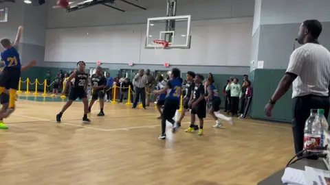 #21canyoudosomethingforme #kidsbasketball 