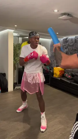 It’s almost KSI time 🔥 #KSI #KSITemper #MisfitsBoxing #Boxing 