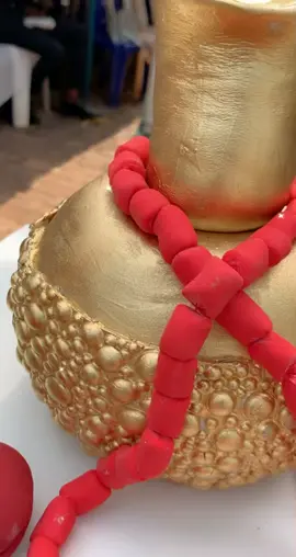 #traditionalmarriage #calabashcake #cakesindelta #agbor #cakesinasaba #cakesinbenin #warricakes #phcakes