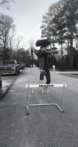 We may have the same mission, but different paths⚡️  • #discipline #mambamentality #mentaltoughness #havefun #training #hurdler #jumper #trackandfield #tracknation #tracklete #journeybackonthetrack 