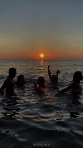 #aesthetic #edit #life #traducoesmusicas #avicii #legendas #thenights #songs #fyy #foryou #foryoupage #viral 