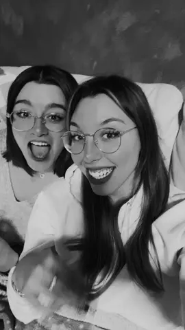 con la Laura ♥️ @laurastrati_ #foryou #perte #lgbt #scherzonesiamoetero 