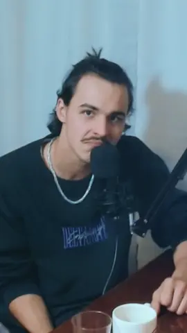 O Ego é foda! . . . . . . . . . . . . . . . . . . . . . . . . . . . . . . . . .  #poc #podoestcast #podcast #podcastbrasil #ego #seliga #cuidado