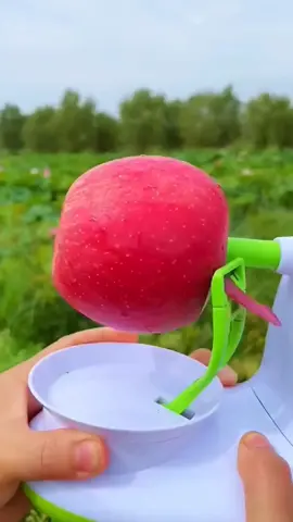 automatic peeling apple 🍎🍎 #fruit #fruits #sweetfruit #freshfruit #yummyfruits 