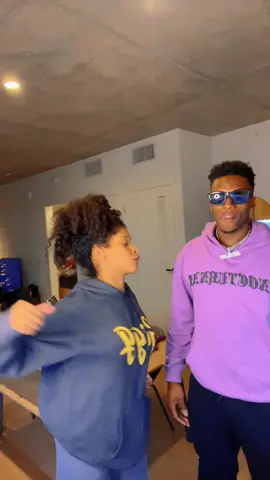 And it beginnnsssss 😂😂😂🐐