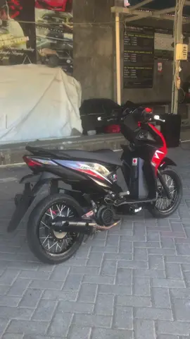 🫶🫶 #beat #beat2020 #manado #beatmerah #beat2020hedon #manadopunya #cinematikmotor #manadotiktok #beatsoziru #tiktokmanado #videoviral #teamtubruk