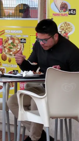 esperimento sociale N°115 📍Istanbul Battistini #socialexperiment #umanità #società #foryou 