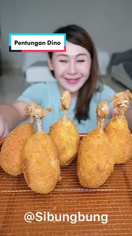 Resep pentungan DINO  Bahan : - 5 paha bawah ayam - 3 bh kentang  - 3 bawang putih cincang - 1 daun bawang (bisa skip kalau gak suka) - 5 sdm tepung roti  - 100 gr keju parut  - garam - bubuk kaldu - merica Bahan baluran :  - 2 butir telur  - tepung terigu - tepung roti  #sibungbung #marikitamasak #marikitacoba #reseptiktok