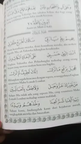 Bacaan Hadroh basaudan pimpinan Ustadzah Syarifah Aisyah Farid BSA bertempat di majelis ilmu Banat Ummul Batul Pondok bambu jaktim 