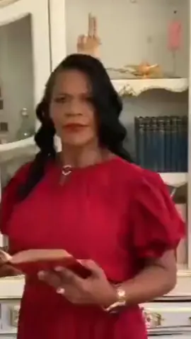 Minha amiga depois de jurar pela milésima vez que não vai voltar com o ex #irmãmonica #meme #viral #FY #FYpage #fypシ #reflexão 