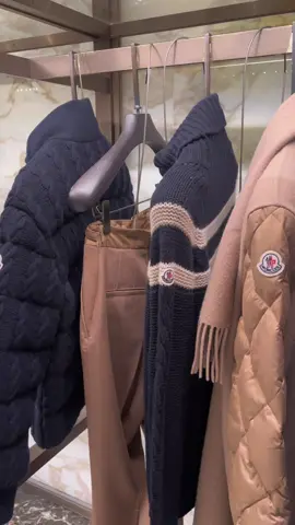 Paris really is shopping heaven✌🏼 #moncler #monclerjacket #galerieslafayette #parisshopping 