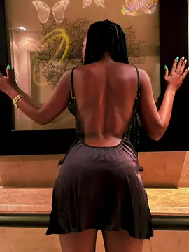 Pia Cent 50 Cent Sister  #50cent #50centsister #50centsis #50sis #piacent #videocreator #photography #photoshoting #photoshoting #jameskeiliofficial #blackmodel #africanmodel #fashion #modeling #model #jameskeili #sexygir #girl #tiktoker #darkphoto @50 Cent @James Keili 