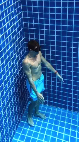 Gymnastic is easier underwater #SAMA28 #gymnastics #parkour #flips #backflip #tricking #flipping #tumbling #extremesport #acrobats #diving