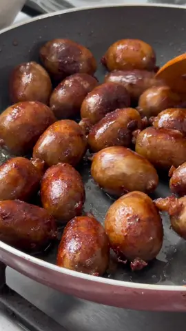 The best talaga itong Vigan Longganisa! 🇵🇭 #viganlongganisa #pinoyfoodie #FooDiePh #TikTokEatsPH #crisibanezkitchen #tiktokph #FoodieTokPH #pinoyfood #filipinofood 