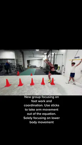 #foryoupage #foryou #fypシ #agilitystiks #Soccer #athlete #speedtraining #football #sports #sportspecifictraining #texasfootball #footwork 