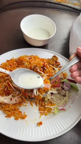 Nothing can beat Karachi Biryani 🥹💓  #food#Foodie#fyp#viral#biryani#biryanilovers#PakistaniFoodies 