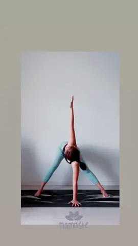 #yogaeveryday #forwardfold #yogakl #yogateacher #yoga #yogamalaysia #yogalover #yogaforbeginners #yogapractice #yogaonline 