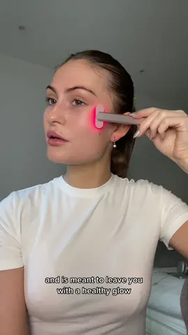 Let’s see if this helps my skin 🤨 #redlight #solawavewand #solawave #redlightskincare #skincaretool #glowyskin #puffyskin 