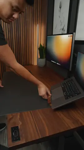 The Desk Pad 📜 - Part 5 Let’s create the most aesthetic and productive desk setup!  Should I go for the Medium Plus size or the Extra Large? #desksetup #homeoffice #desksetuptour #design #desktour #deskorganization #deskaccessories 