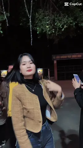 Cha nội có duyên ghê🤣@Rin Đặng 1008 #gionguoitimkiemnhungdamduoixahoavoidoi 