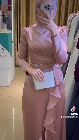 Open PO Kamila dress, bisa request warna dan size. For order klik link dibio ya #pobaju #jahitbaju #kondanganootd #kondangancheck #bridesmaiddresses #bajucewek 