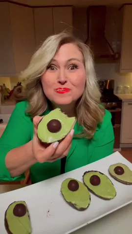 Avocado Ice Cream #homemadeicecream #avocadolover 