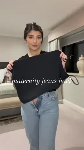 To girl I saw share this trick on TikTok- Thank you ✌🏼💖 #maternityjeanshack #maternityclothinghack #dressthebump #pregnancyfashion #pregnancytips #firsttimemum 