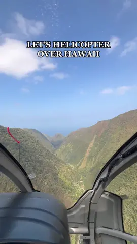 Friends that helicopter together >>> what’s your preferred way to see the big island? 