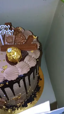#chocolatelover #birthdaycake #57600713 #saziiah_delices #viral #fypシ Need a cake for a birthday???inbox ❤️❤❤️#portlouismauritius🇲🇺 @Ashfaque Dedam 