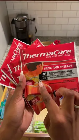 The organization. The ThermaCare. The CINNAMON FLAVORED EVERYTHING. Who knew perfection could exist in a drawer?  Immediately grabbing all of this. #ThermaCare #bringtheheat 