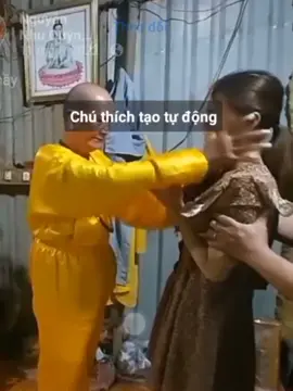 ta đi thay quần cái#lòngtienghài #longtieng #xuhuong #xuhuongtiktok2023 #hàihước #hài 