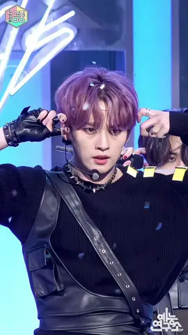 Lee know fancam #kpop #midfancams #fypシ #highquality #fancam #kpopfancam #fyp #highqualityfancam #leeknow #skz #straykids #minho #minhoskz #minhostraykids #leeknowskz #leeknowstraykids #minhofancam #leeknowfancam 