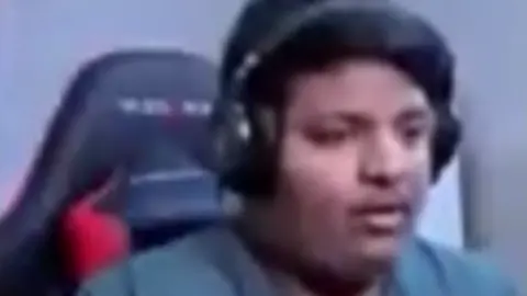 ههههههههههههههههههههههههههههههههههههههههههههههههههههههههههههههههههههه😂😂 #fyp #fypシ #viral #foryou #foryoupage #dancewithpubgm #تيم_مخلع #اكسبلور #بندريتا #بندريتا_عصبي  