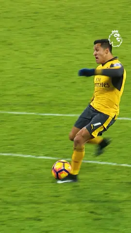 Poetic from Alexis Sanchez 📜 #PremierLeague #arsenal 