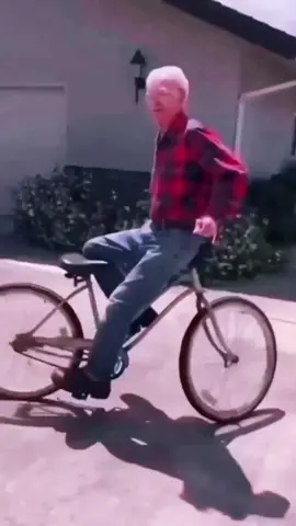 enough is enough grandaddy 😪 #oldpeoplememes  #bicycletricks #yearsoldgrandfather #mygrandadmyhero 
