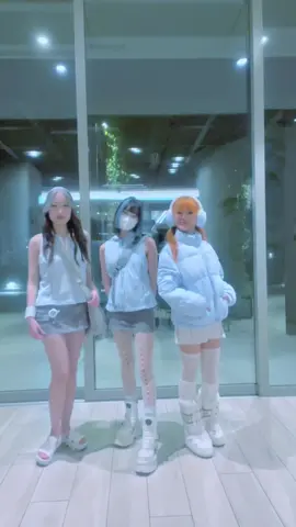 cyber looks for summer fall & winter #cybery2k #cyber #y2kaesthetic #cybercore #futurewear #サブカル #天使界隈 #水色系統 #サブカル女子 #fruitsmagazine #acubifashion #y2kfuturism #OOTD #fashioninspo 