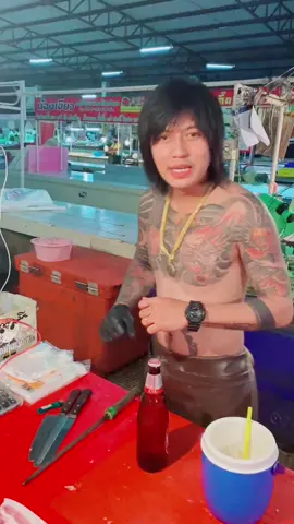 โกโอมพ่อค้าหมู เจ้าชู้ดูแลได้นะค๊าบบ🤭😂🤣#เด็กใต้ #รักลูกค้าทุกคนค๊าบ #พ่อค้าหมูหล่อสุดในสุราษฏ์ธานี 🐷🔪