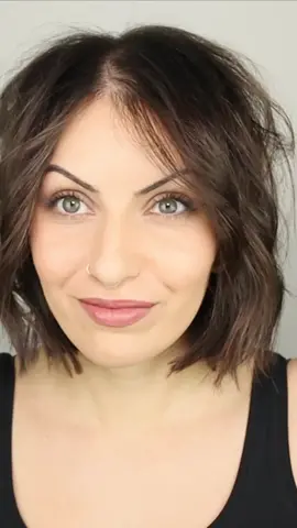 #hairstory#bobhaircut#shortbob#hairstyletutorial#hairtexture#shorthair#diyhaircut#hairtok#hairtutorial#hairtransformation#hairstylist#hairsalon
