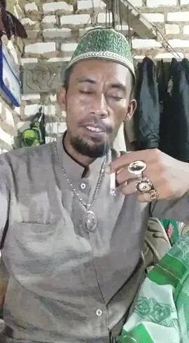 mut maemut #kiahmad#viral#madura#pamekasan#salamsettongdhere#nkrihargamati