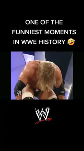 Classic Triple H overselling! 🤣🤣🤣 #WWE #dx #wweraw #fyp #funny #tripleh #shawnmichaels #ricflair #randyorton 