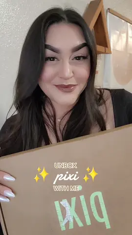 •Thank youuuuu @pixibeauty for all the skincare goodies ✨️• #fyp #foryou #unbox #unboxwithme #beautycreator #beautyguru #latina #latinainfluencer #pixibeauty #latinacommunity #prpackage 