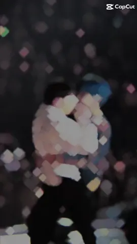 Ê sao lúc Jungkook ngồi lên đùi của Taehyung nhìn ổng có chút ét thấy cưng ghê=))) #Candy🌷🤍 #jungkook_taehyung #jungkook #Taehyung #bts #Army #xh #xuhuong #xhuong #xuhuongtiktok #xhtiktok #xuhuongtt @TikTok @TikTok Vietnam bác tik ơi độ con xh vớiiiiii 